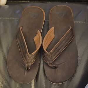 Men's Brown Flip Flops. Quick Silver. Meduim To Large